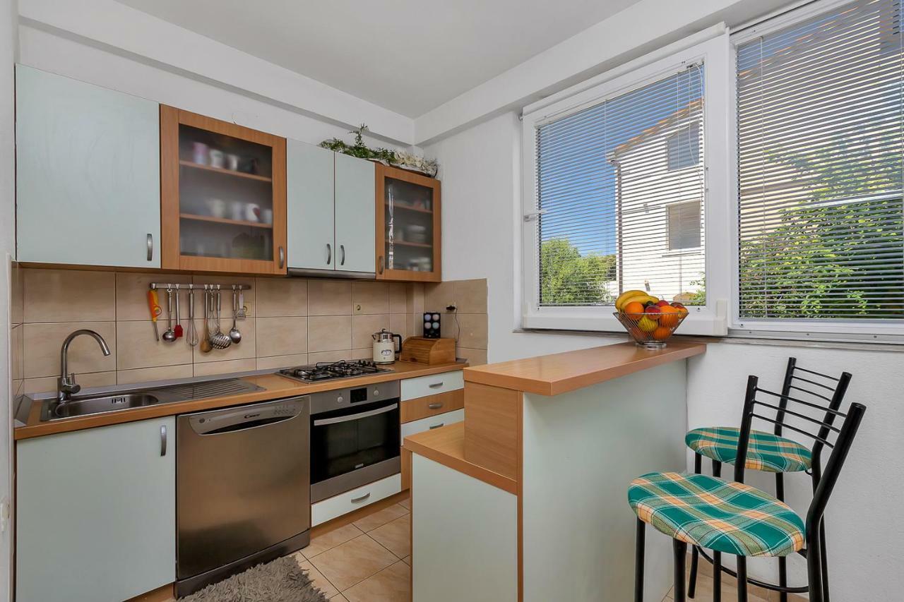 Apartment Rita Makarska Bagian luar foto