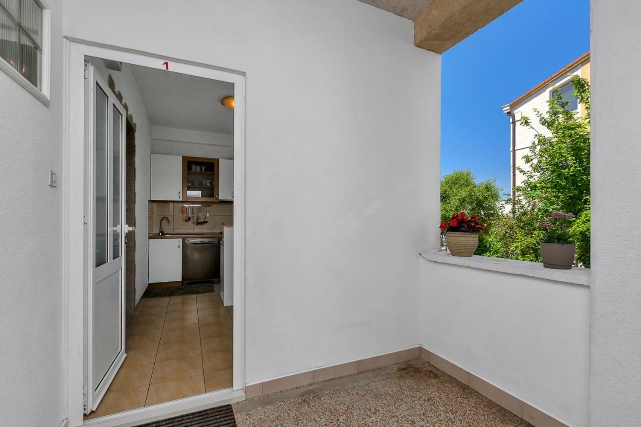 Apartment Rita Makarska Bagian luar foto